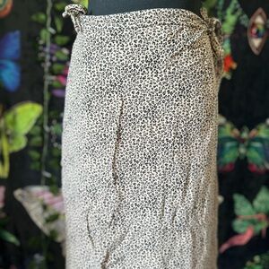 URBAN Romantics Black and Cream Midi Skirt